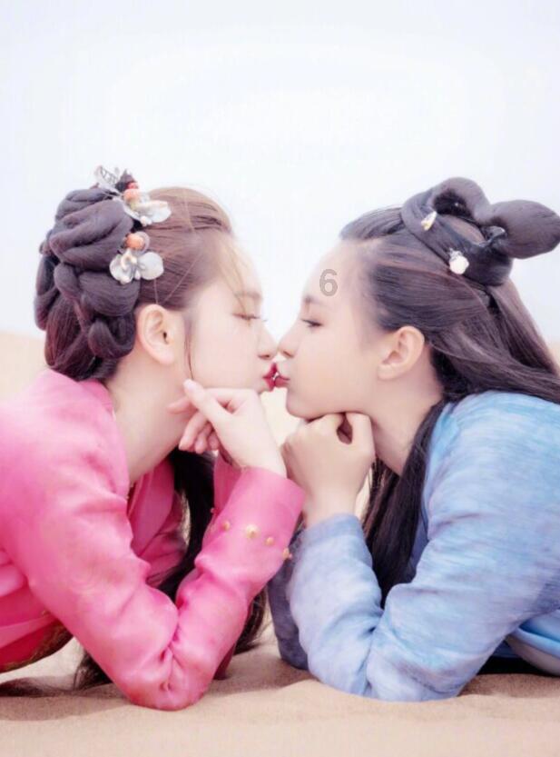 给青春女孩上色