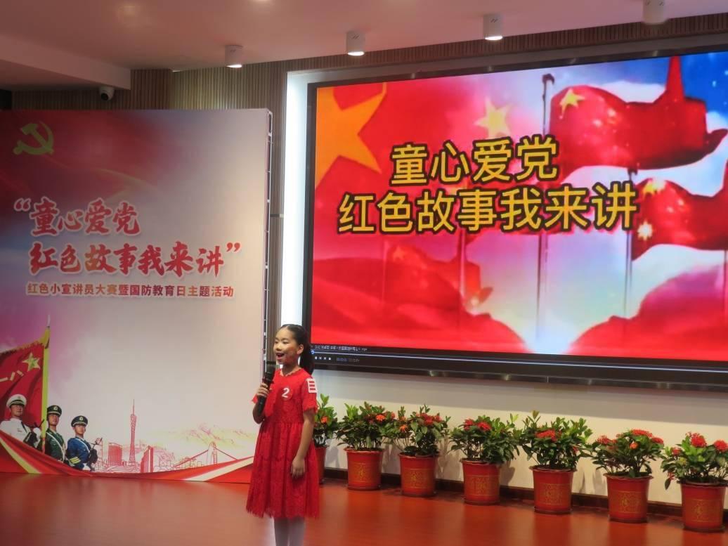 当49岁刘琳和72岁宋春丽站一起,我才明白,啥叫自然老去更有韵味